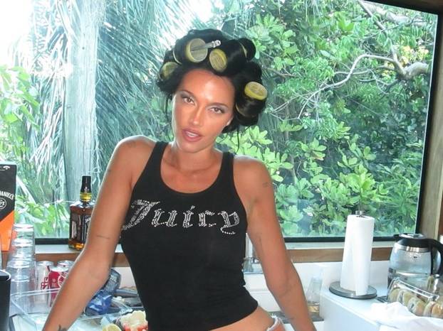 FOTO Argentinski as dobio prvo dijete! Prekrasna Oriana 'cvate' od sreće, uskoro sele iz Rima?