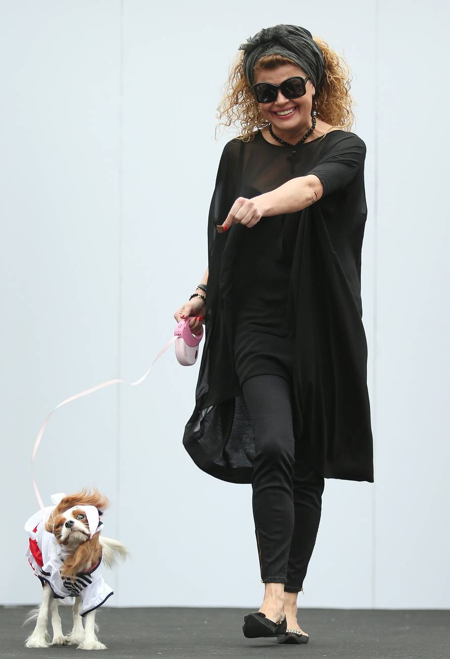 24Ljubimci/Daj šapu