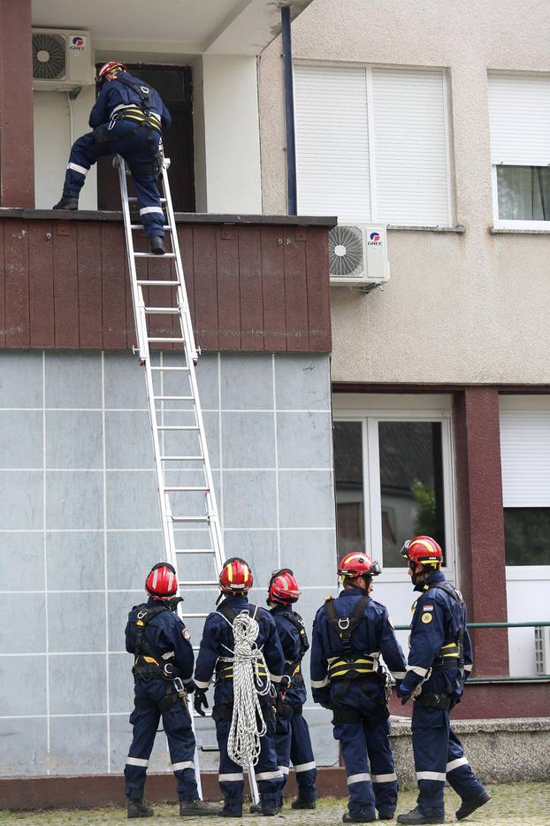 Zagreb: Postrojavanje drÅ¾avne intervencijske postrojbe civilne zaÅ¡tite