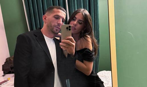 Kastrati grli zagonetnu brinetu, a ljubio je golišavu Sinjanku