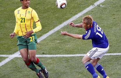 Japan golom Honde do sva tri boda protiv Kameruna