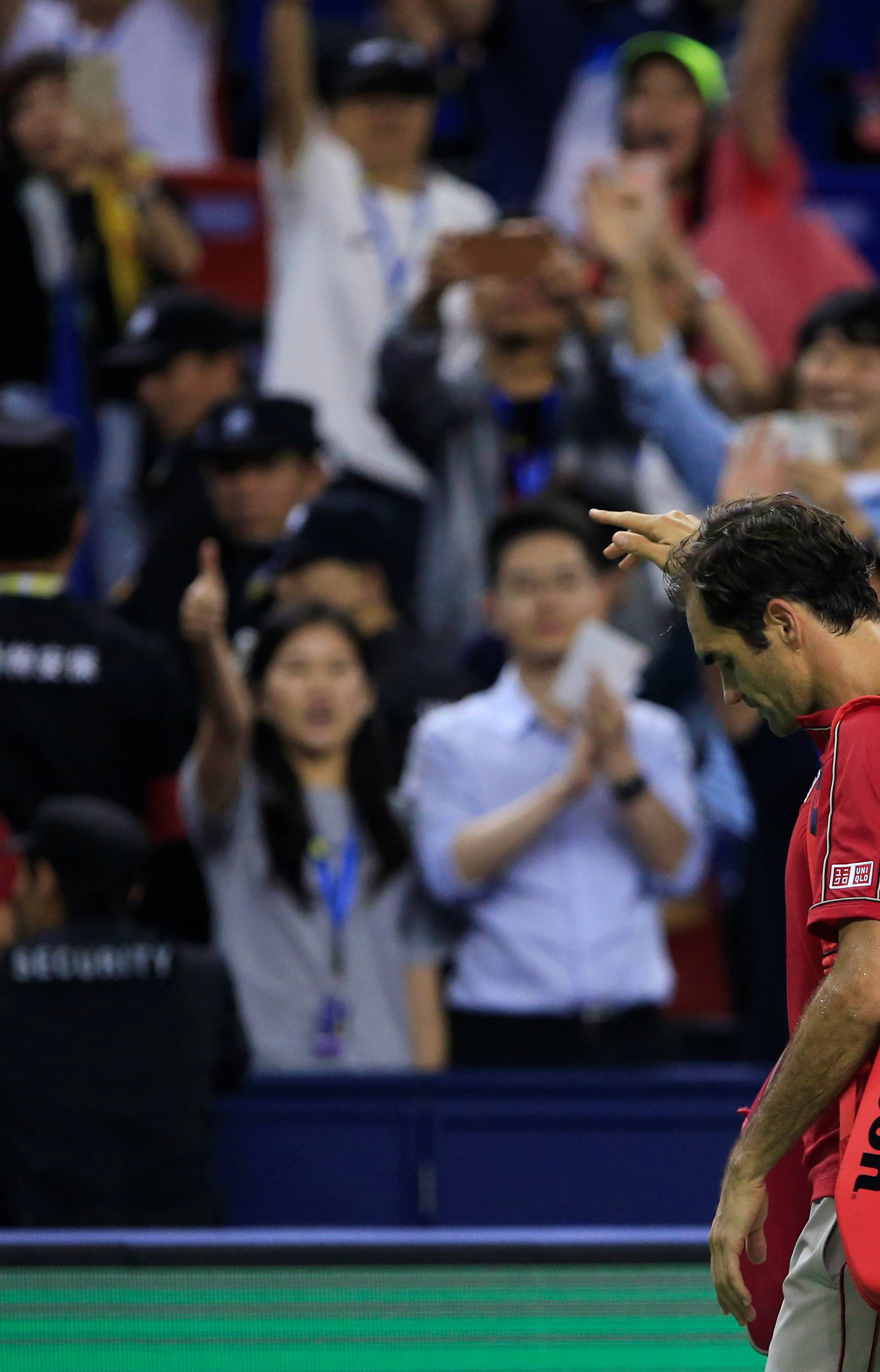 Crni petak za senatore u Kini: Nakon Noleta ispao i Federer!