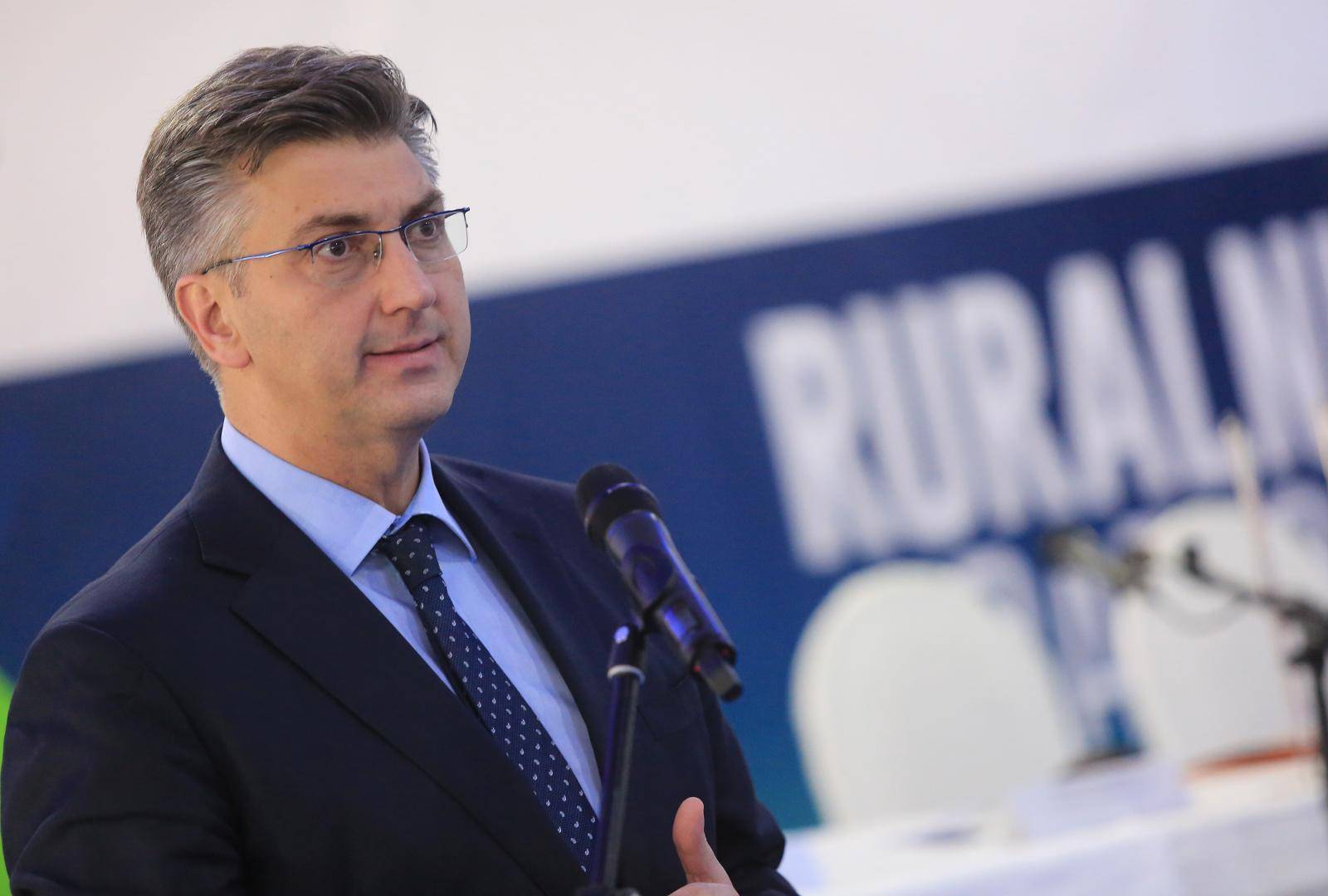 Plenković tvrdi: Ne smeta mi susret Pupovca i Vrdoljaka