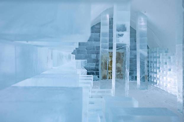 FOTO Hotel koji se svake godine otopi: IceHotel izgleda kao umjetnička galerija od leda