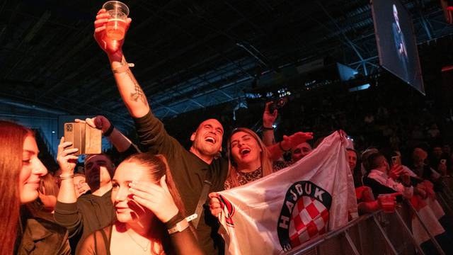 Drazen Zečić nastupio na 13. Hrvatskoj noći u Frankfurtu