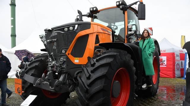 Na sajmu u Gudovcu prodali traktor od 2,6 milijuna kuna: Kupio ga je slavonski farmer