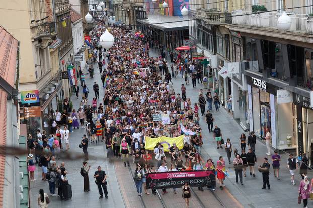 Zagreb: 25. Povorka ponosa LGBTIQ zajednice "Korak po korak, iskorak!"