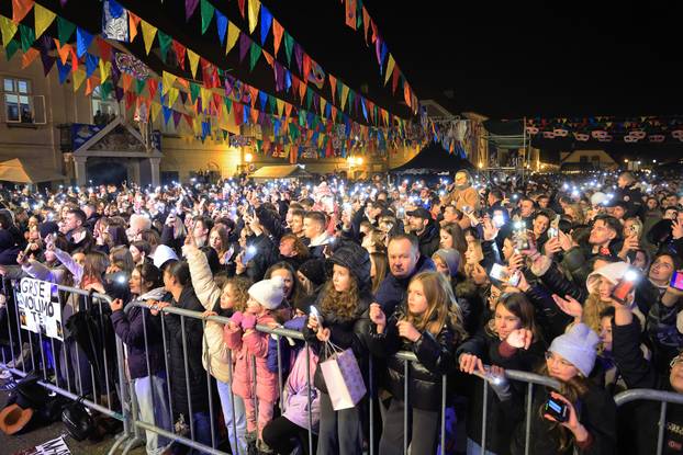 Miach i Grše održali koncert u sklopu 200. Samoborskog fašnika