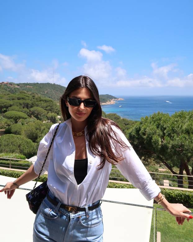 FOTO Ona ljubi F1 prvaka, a s drugim je vozačem dobila dijete