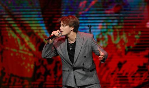 Nevjerojatno! Jakov Jozinovi&cacute; je rasprodao 10. nastup u Sava centru u svega 10 minuta...