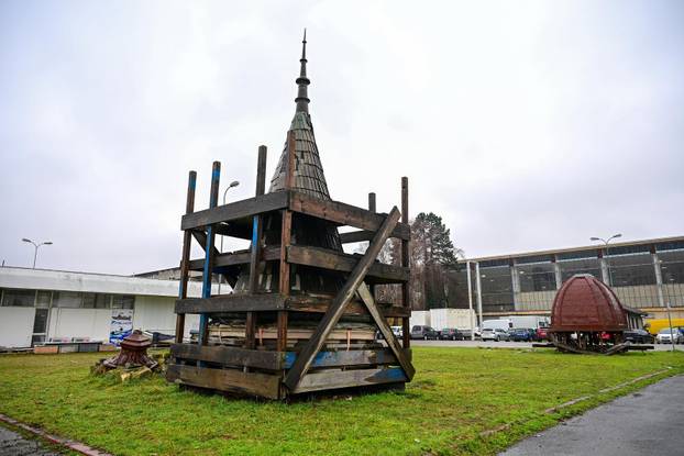 Zagreb: Skladište oštećenih tornjeva i drugih dijelova zgrada iz centra koje su stradale u potresu