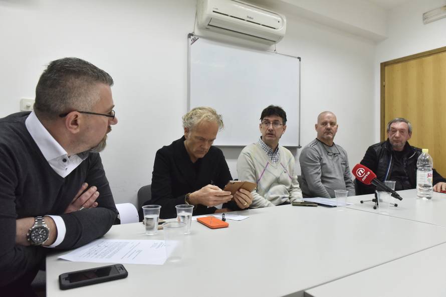 'Djeca nisu kofer da ih možete spakirati i ponijeti sa sobom!'