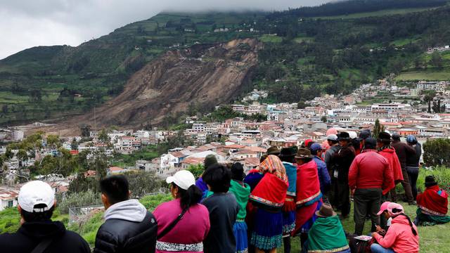 Aftermath of landslide in Alausi