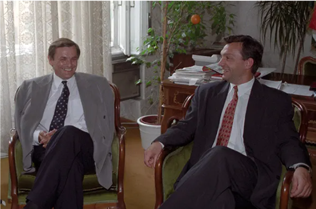 ORBANOVA KARIJERA  Bio je liberal pa konzervativac, a ima i muzej sa rijetkim fotografijama