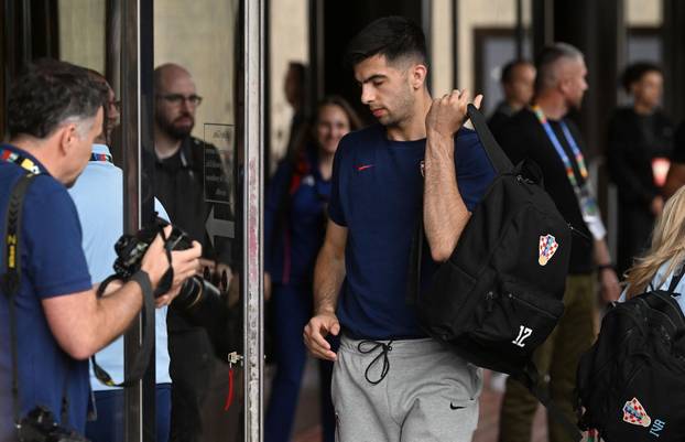 Leipzig: Dolazak hrvatske nogometne reprezentacije u hotel uoči nadolazeće utakmice s Italijom