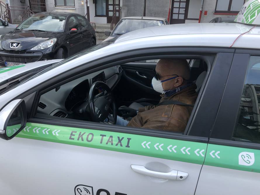 Besplatno dostavljaju lijekove: Nema tko mahnuti, ali tu smo