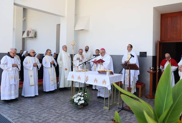 Šibenik: Na blagdan Svih svetih misno slavlje predvodio je mons. Tomislav Rogi?