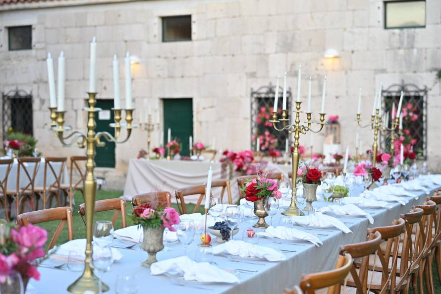 Vjenčanja u povijesnom zdanju: poseban dan u Vrani