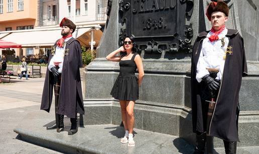 FOTO Sve&ccaron;ana smjena Kravat pukovnije u sredi&scaron;tu Zagreba