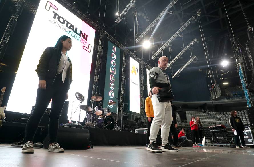 Zadnje pripreme za spektakl: U Arenu stigle YouTube zvijezde