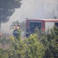 FOTO Velika borba za kuće kod Skradina, sve snage na terenu. Evo kako sad izgleda požarište