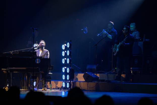 Zagreb: Petar Grašo koncertom u Lisinkom obilježio 30 godina karijere