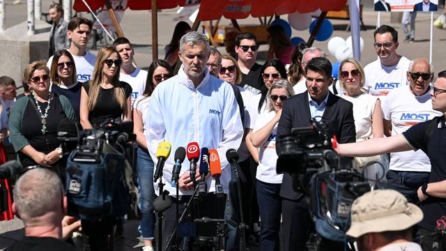 Zagreb: Grmoja i Raspudić održali konferenciju za medije stranke Most