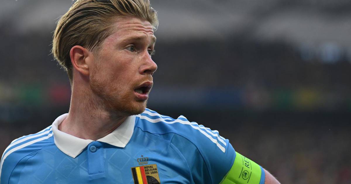 Captain De Bruyne did not let the team listen to the whistles from the stand, he took them to the dressing room