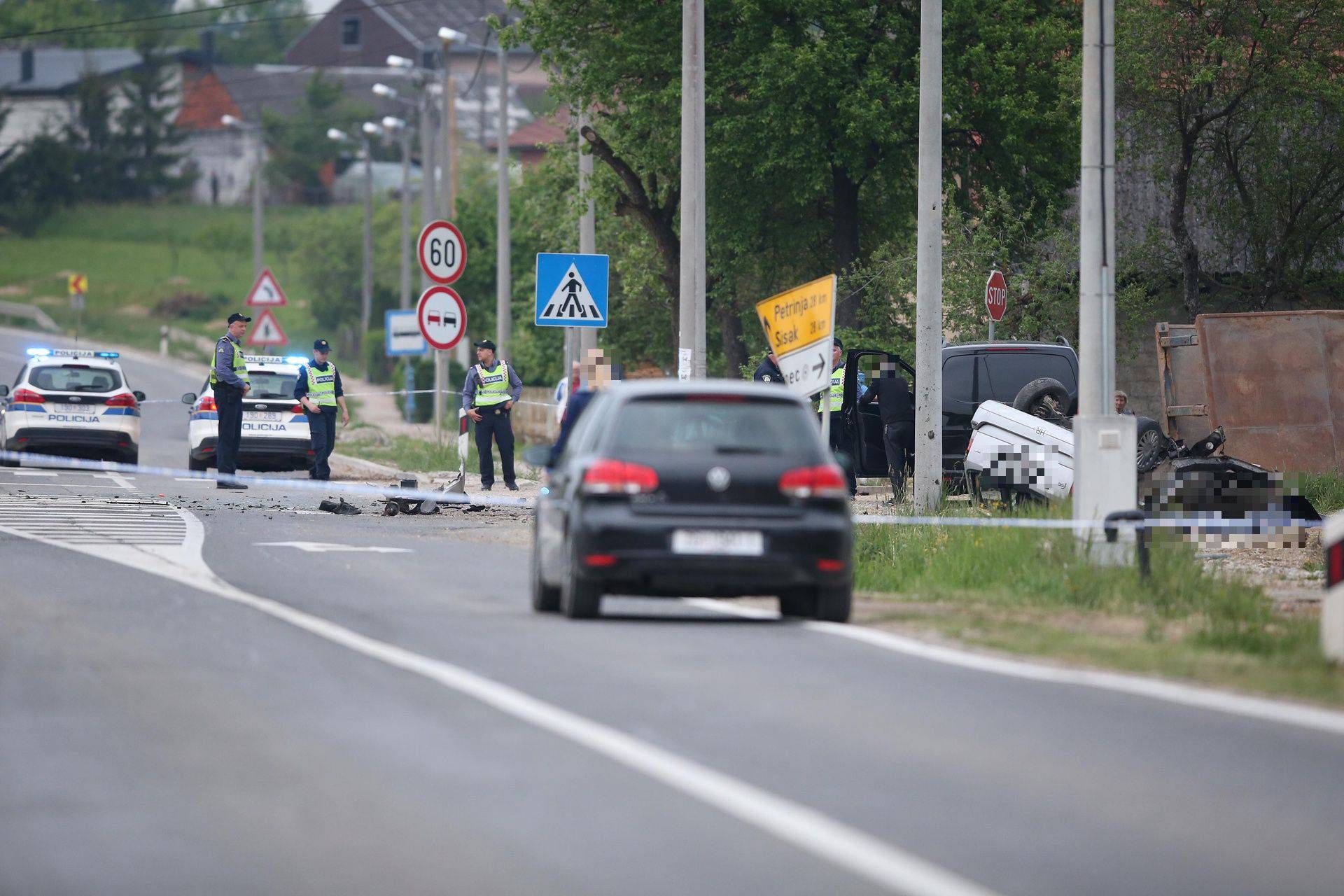 Stravični prizori kod Velike Gorice: Troje mrtvih u teškoj nesreći, među njima i dijete?