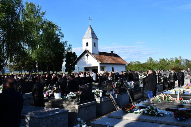 Jakšić: Pogreb bračnog para koji je poginuo na motociklu 