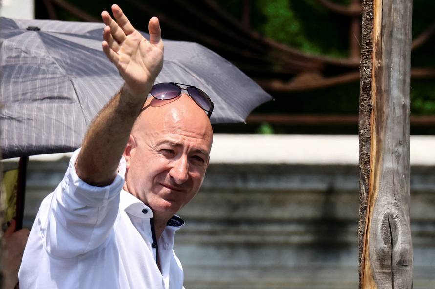 Anticipated wedding of Amazon founder Jeff Bezos and Lauren Sanchez in Italy