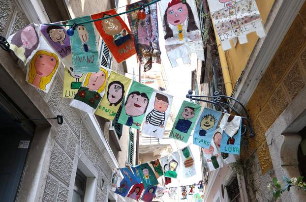 Šibenik: Šarene zastavice najavljuju po?etak 65. Me?unarodnog dje?jeg festivala