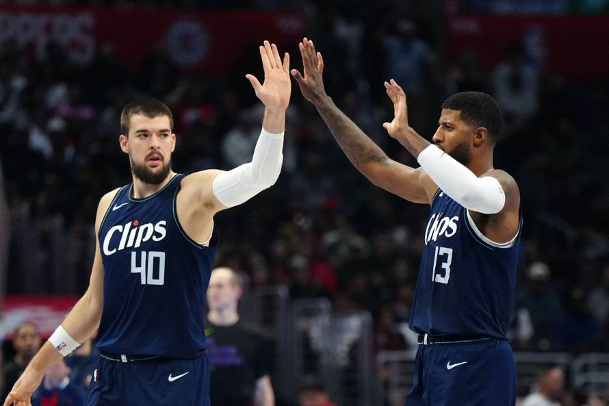 NBA: New Orleans Pelicans at Los Angeles Clippers