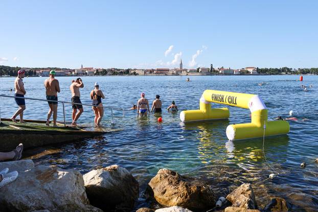 Održana plivačka manifestacija Porečki delfin