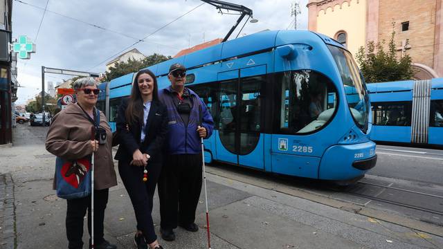 Zagreb: Mateja Bijelić, vozačica tramvaja sa slijepim supružnicima