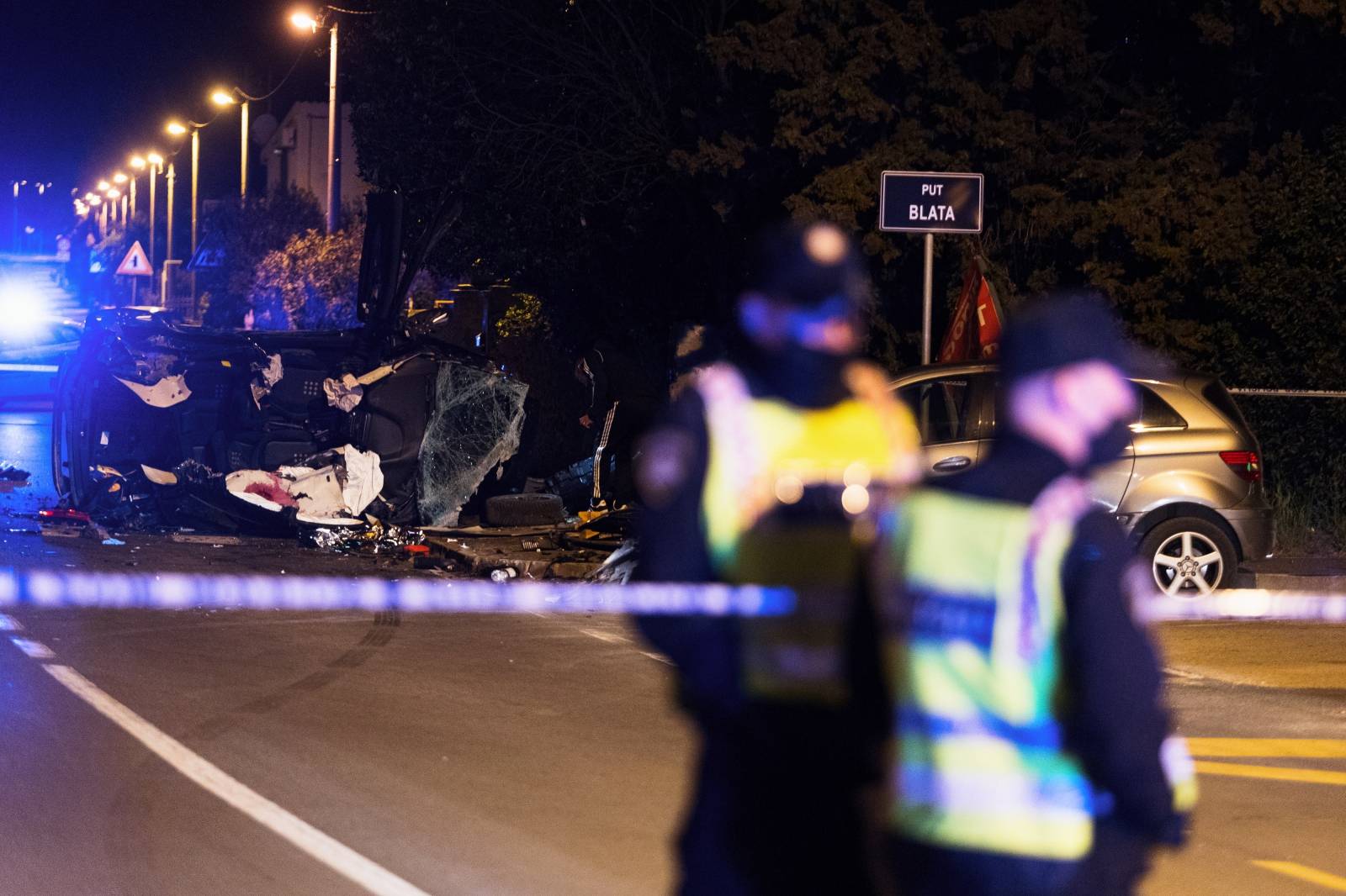 Dvoje mrtvih u prometnoj nesreći u mjestu Kožino nedaleko Zadra