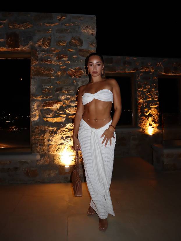 FOTO Hannah je plesačica koja može sve! Radi akrobacije, diže teške utege i osvaja izgledom