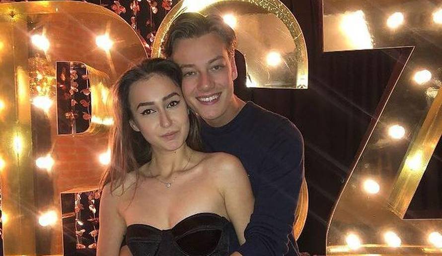 Thompson zapjevao na svadbi nećakinje: Otpjevao 'Samo je ljubav tajna dvaju svjetova'