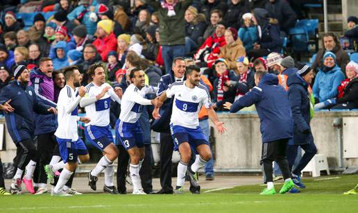 Ma kakva Liga prvaka, večeras je veliki derbi - tko je najgori?!