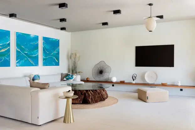 FOTO Prekrasna vila na Hvaru dobila je nagradu za dizajn - neprimjetno uranja u okoliš