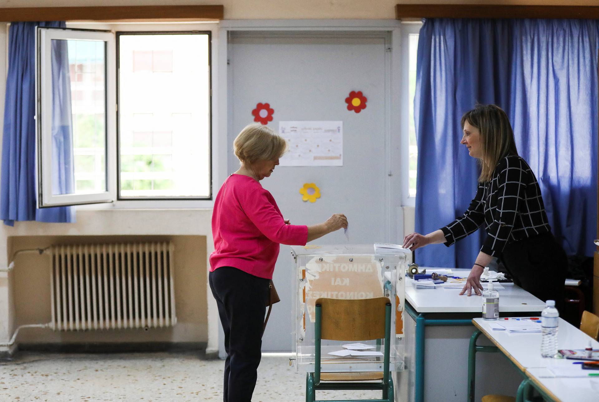 Greece holds parliamentary election