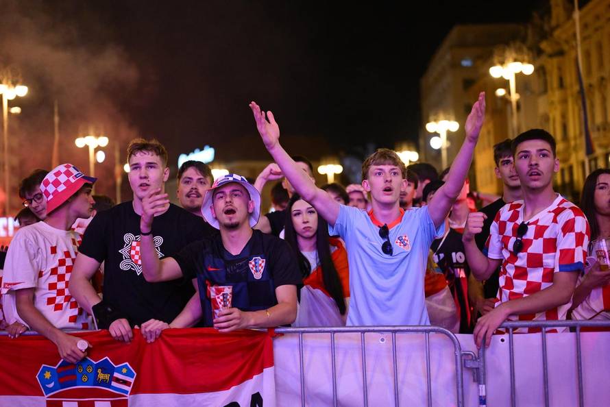 Zagreb: Zajedničko gledanj utakmice na trgu Bana Jelačića 