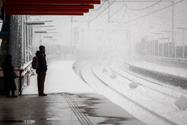 Serious problems on the railway due to snowfall