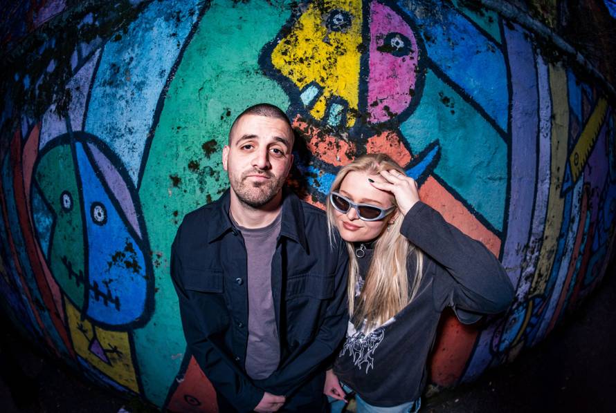 Sjećate li se Laurekojapjeva? Sada je prateći vokal senzaciji Jakovu Jozinoviću na nastupima