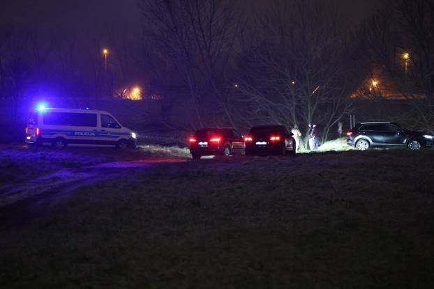 Zagreb: Policija i HGSS pretražuju rijeku Savu kod Jankomirskog mosta