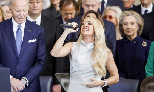 Tko je country pjevačica koja je pjevala Trumpu na inauguraciji?