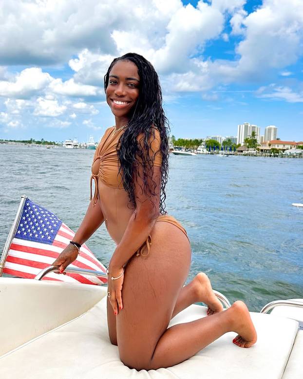 FOTO Američka tenisačica 'puni džepove' eksplicitnim fotkama. Otkrila koliko naplaćuje izlazak