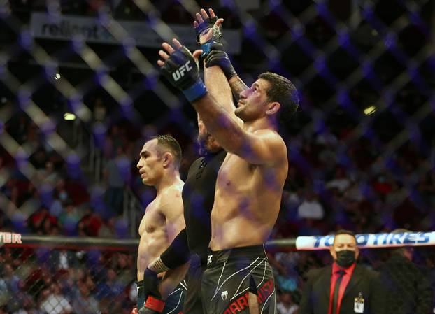 MMA: UFC 262-Ferguson vs Dariush