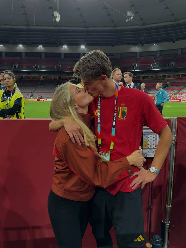 FOTO Ovo su 'crvene vražice':  Nogometaši Belgije ljube prave ljepotice. Upoznajte dame...