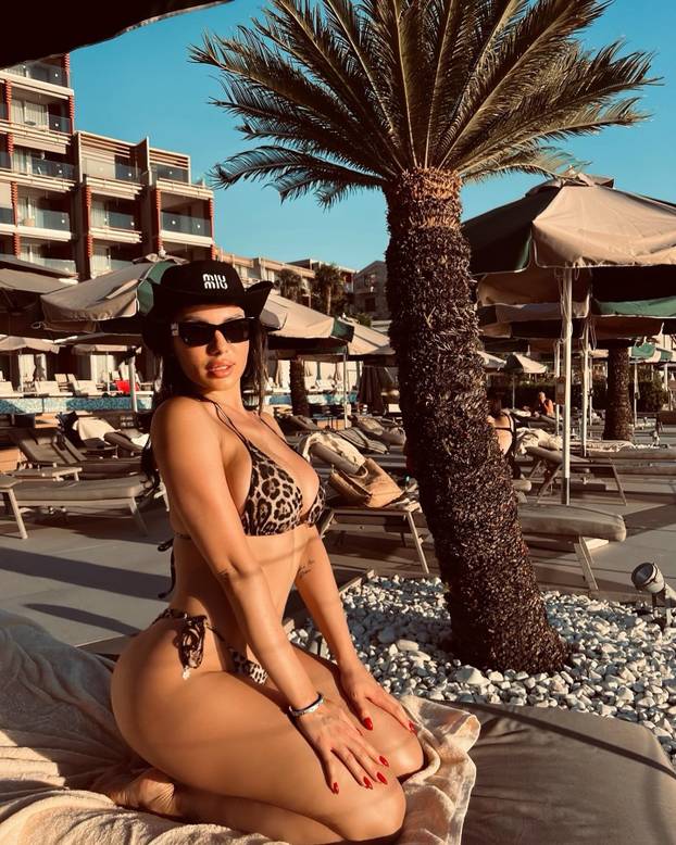 FOTO Zovu je srpskom J. Lo i bila je prva ljubav Novaka Đokovića